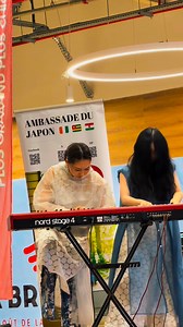 #国際交流基金（JF）は、西アフリカのコートジボワールで「J-POP Anime Ivoire 2026」のサイドイベントを開催！ sajou no hana、EYRIEおよび現地アーティスト3組によるミニコンサートを、同国最大都市アビジャンのショッピングモールPlaYce Palmeraieで実施しました。アニソン・ポップス公演ということで、会場には思い思いのコスプレを楽しむ人たちも集まり、大いに盛り上がりました🔥👗 #JapanFoundation (JF) hosted a mini-concert at PlaYce Palmeraie in Abidjan, Côte d'Ivoire, as a related event of “J-POP Anime Ivoire 2026,” featuring sajou no hana, EYRIE, and local artists. The venue was filled with great excitement, with cosplayers among the audience! 🔥👗 | Japan Fo