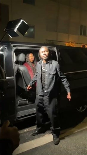 BACKSTAGE - Fichier S #newmusic