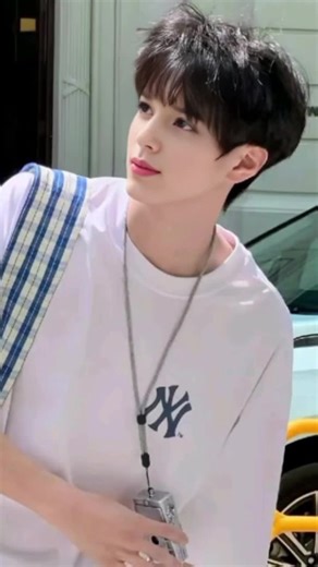 Exploring Cultural Tutorials Between China and Serbia