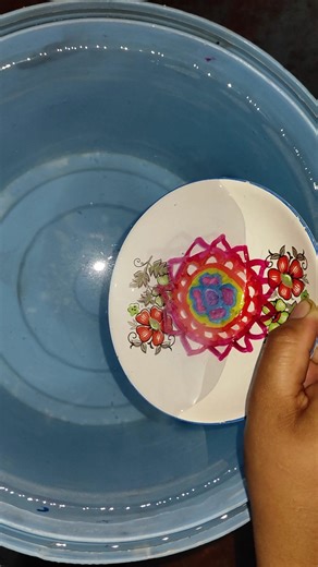 multiple colour flower Draw with water floating pen 🥰🏵️🏵️ #shorts #viralvideo #youtubeshorts