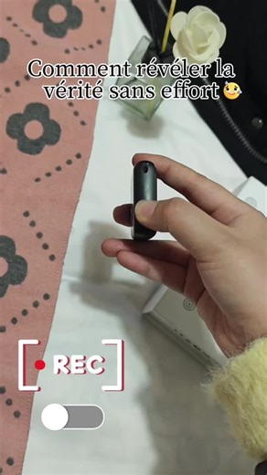 Enregistrement en un clic, utilisation simple, enregistreur audio professionnel et portable. #EnregistreurVocal #AccessoireIndispensable #Outil#tiktokforyou #gadgetindispensable