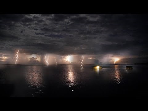 THE PLACE WITH THE MOST LIGHTNING IN THE WORLD | Catatumbo ⚡️🌩