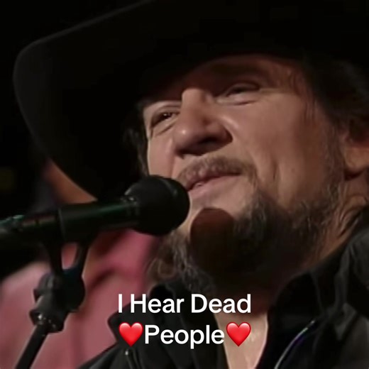 I hear dead people -Waylon Jennings ❤️ #countrymusic #outlawcountry #country #waylonjennings