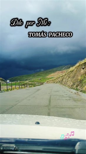 Huayno Peruano: Sentimiento Puro con Lucio y Tomás Pacheco