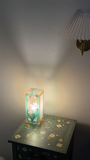 diy stained glass lamp