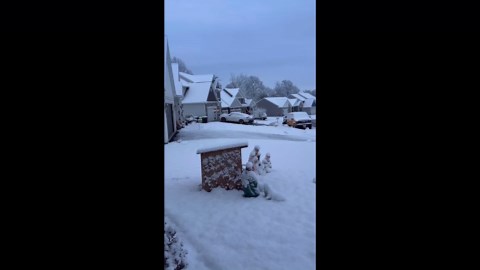 Snowfall creates serene winter morning in Lebanon, Pennsylvania, USA