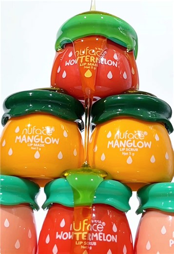 This is the lip care I’ve been looking for! ✨ It transforms dry lips into healthy, juicy ones. If you’re struggling with dry lips, you definitely should try this! @nufaceid 💖 . #LipCare #Nuface #LipScrub #LipMask #YourNuKoreanBeauty