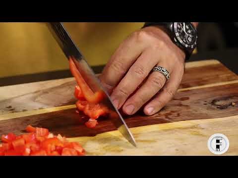 How to cut bell peppers | Diced and julienned techniques | Basic knife skills