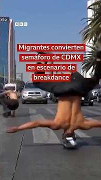 Migrantes convierten semáforo de CDMX en escenario de breakdance #shorts