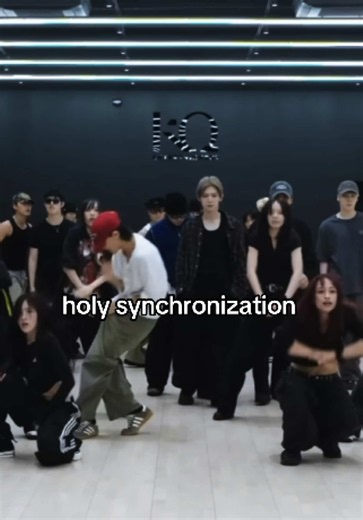 ATEEZ dance practice breakdown — flawless group sync