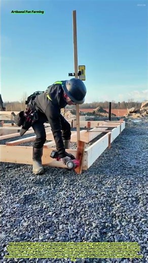 Fundamentvorbereitung: Einbau der Schalung für Betonfundamente mit präziser Nivellierung