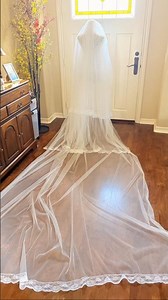 A completely unique vintage inspired tiered veil: one of a kind bridal outfits #vintagebride
