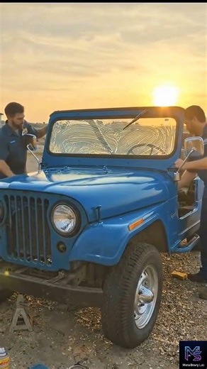 Rusty Old Jeep Gets a BRAND NEW Paint Job! 😱 #shorts #classiccar