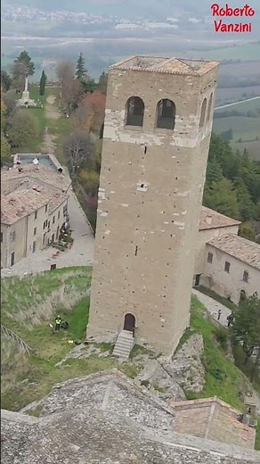 🎥 SAN LEO il borgo sospeso nella roccia