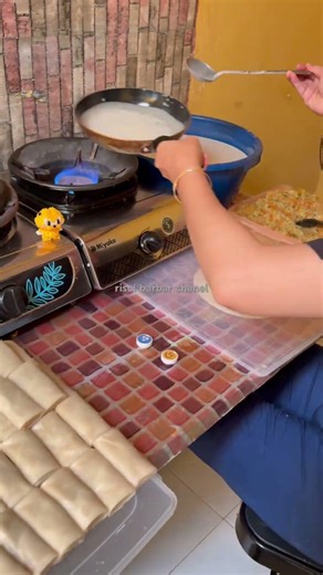 Breakfast prep, Clean fold spring rolls❗ #springrolls #short