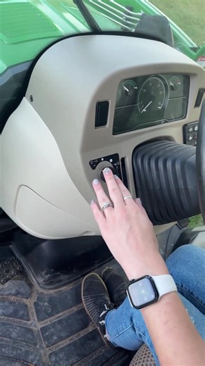 New Tractor John Deere 3046R first walk around | Dry Run Outdoors