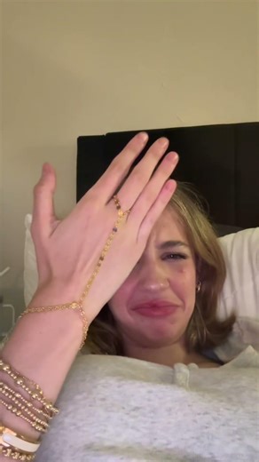 It’s so bulky around the ring😖😖😖😖 #premanentjewelry #jewlrey #gabrielle #girls #bts #fyppop