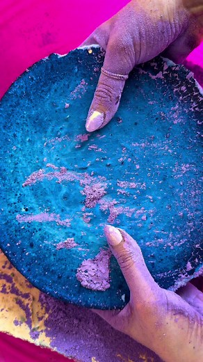 #asmr #chalkart #oddlysatisfying soft & dusty gym chalk