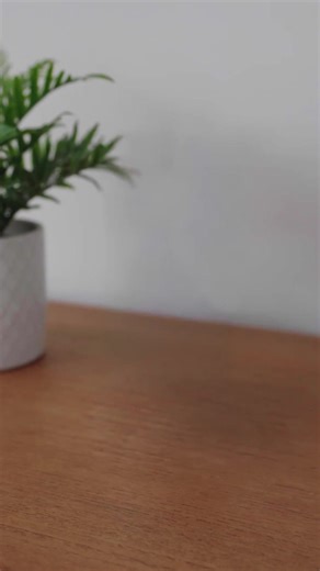 Don't miss out. Claim up to £200 when you switch to Three Home Broadband in Three's Winter Savings. | Three UK