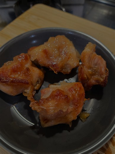 揚げない唐揚げ：鶏ももでグリル調理の簡単レシピ