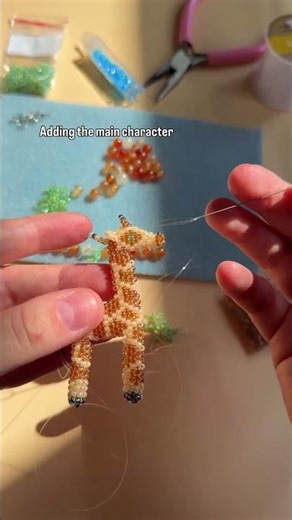 Handmade beaded giraffe 🦒 #beading #beadwork #beadedanimal #3dbeading #handmade #giraffe