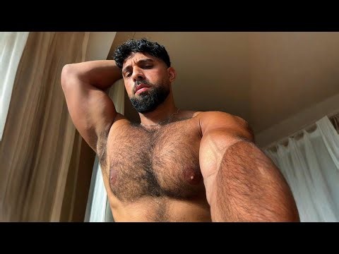 Big Chest Man | The Massive Fitness