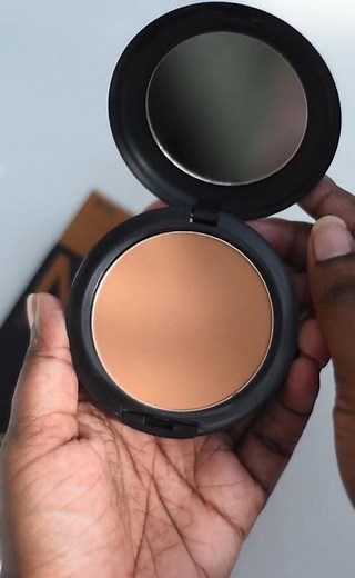 Mac NC 45 Studio Fix Powder Plus Foundation