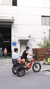 Rear drive high torque fat tire electric hybrid tricycle with front hydraulic suspension fork climbing #tricycle #trike #electricbike #ebike #electricbicycle #electricycle #electrictricycle #passenger #offroadebike #affor~ | Aimos Factory