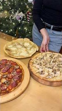 Піцца ) піцца із трьома начинками ) піца 🍕 як і з чим готувати піцу ?)
