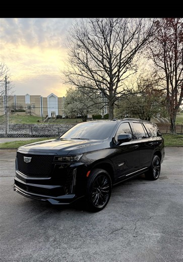 This customer came in to have all of their previous window tint professionally removed and replaced. We installed 5% CTX on the front two windows, 15% CTX on the rear windows, and 35% CTX on the front windshield, all using premium film by LLumar. To complete the transformation, the vehicle also received a full deep interior detailing, leaving it looking clean, refreshed, and protected inside and out. If you’re looking to upgrade your vehicle with professional tint or detailing services, contact 