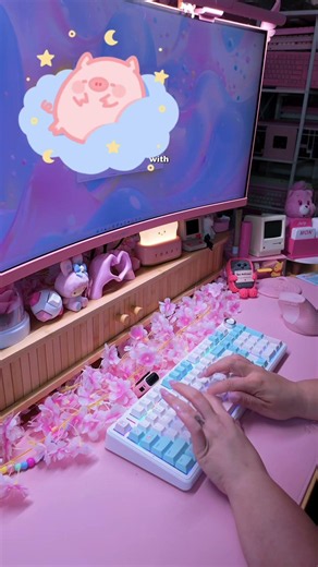same keyboard, different keycaps 🤍 sound on for this one ✨ the Aula f99 pro in gundam came with