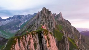 Top 10 Places to Visit in Switzerland – Travel Guide