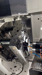 92K views · 1.4K reactions | The 5-axis CNC machining center is a versatile and efficient machine that offers unparalleled precision and productivity. #CNC #CNCmachine #machinetool #machinist #5AxisCNC #CNCPrecision #rtcp #CNCProgramming #metalfabrication #automation #CHINA #milling #industrial40 | SYNE Machines | Facebook