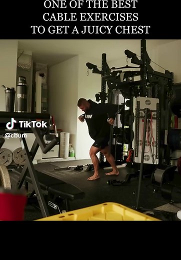 One of the best cable exercises to build a juicy chest🤝 | Cable Workouts