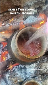 KASHMIRI MIRCH KORMA||KASHMIRI CUISINE. Mirch Korma is a popular Kashmiri dish made with lamb or chicken cooked in a flavorful and spicy pepper-based gravy. #kashmiriwazwan #foodsinkashmir #wazwan #kashmiriculture #cuisine | foods in Kashmir