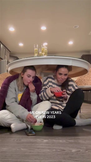 EAT THE GRAPES Y’ALL #marriedlife #marriage | new year's eve