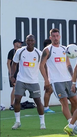 Dieng on the pitch 💪🏿