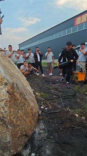 #Static rock breaking equipment # Rock splitting machine # Coal mine equipment # Underground rock splitting machine # Mining hydraulic splitting machine