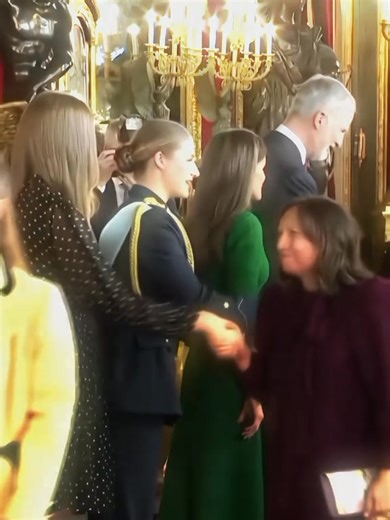 6.9K views · 134 reactions | Curty for your royal highness Infanta Sofia #fyp #royal #sofia #infantasofiaofspain #infanta #infantasofia #spanishroyalfamily | Rana Louise Guevarra | Facebook