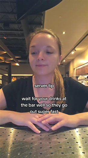 Server Tip: Wait for Drinks at the Bar for Faster Service