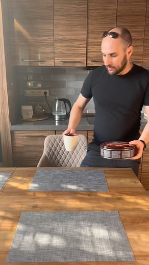 Артем Карокозян Life Аккаунт | Каха ест печенье #юмори#приколы #каха #смех #приколы #печенье | Instagram