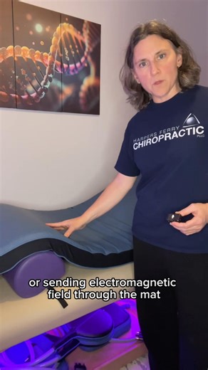 Here’s a quick look inside our PEMF mat setup — one of my favorite tools for cellular recovery. PEMF (pulsed electromagnetic fields) helps support: ⚡ Cellular energy ✨ Circulation 🧠 Nervous system balance 🔥 Inflammation 😴 Relaxation It’s gentle, calming, and a great reset during the day — even for a quick lunch break session like this one. Small, consistent inputs → big changes in how your body feels. 💙 More Recovery Room education coming this month! #PEMF #recoveryroom #nervoussystemhealth 