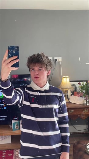 We’re sooo backkkkkk 🫶🔥 GOLD OUT ON ALL STREAMING PLATFORMS 🎧❤️#GOLD #oscarhartland #NEWMUSIC #fyp #LETSCHART