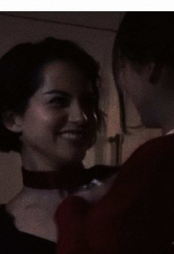 Isabela Merced and Amanda Diaz: A Captivating Moment