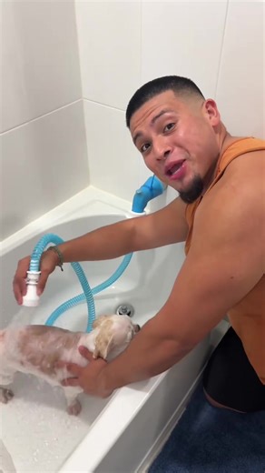 Revolutionize Bathing Small Dogs with Easy Hose Handle
