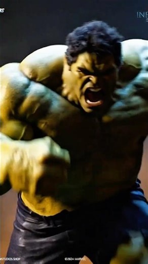 Queen Studios: Marvel Avengers Hulk 1/3 Scale Statue in Godlike AI