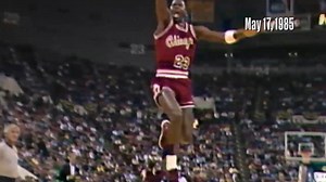 🐐1985年的今天，Michael Jordan以場均28.2分、6.5籃板、5.9助攻2.4抄截的佳績拿下年度最佳新人。 Michael Jordan在新秀賽季每場比賽攻下28.2分，更在聯盟新秀史上高居第六。 | NBA Taiwan