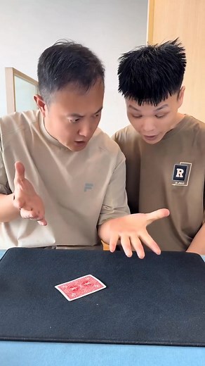 Enjoy magic tricks 😅#magic #magician #magictiricks #viral #tranding | Magico