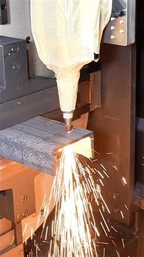 The L-shaped splicing process for channel steeluses riveting to increase strength through structural