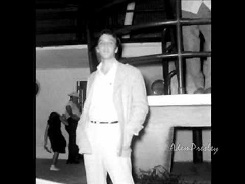 Elvis Presley - Tweedle Dee (live-1955)